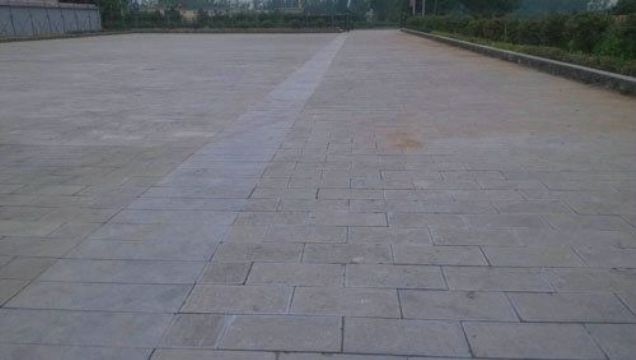 點擊查看詳細信息<br>標題：廣場石 閱讀次數(shù)：3326