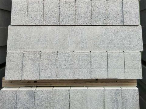 點擊查看詳細信息<br>標題：花崗巖路沿石 閱讀次數：2888