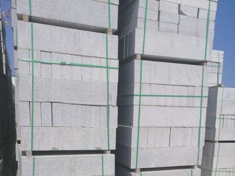 點擊查看詳細信息<br>標題：花崗巖路沿石 閱讀次數：2706