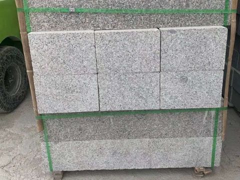 點擊查看詳細信息<br>標題：花崗巖路沿石 閱讀次數：2912