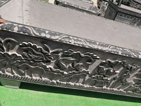 點擊查看詳細信息<br>標題：石缸石花盆 閱讀次數(shù)：2359
