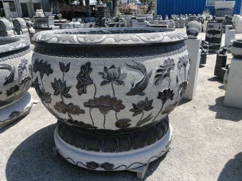 點(diǎn)擊查看詳細(xì)信息<br>標(biāo)題：石缸石花盆 閱讀次數(shù)：3317